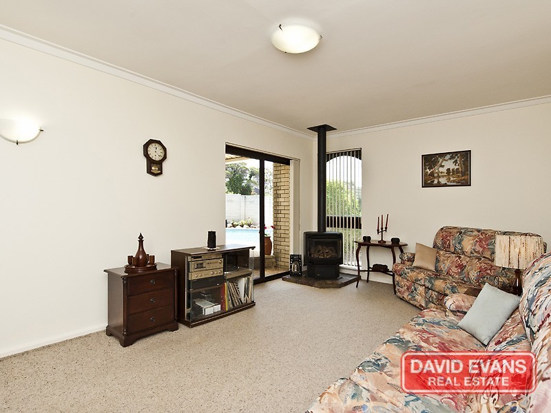 16 Elmton Way, Carine WA 6020