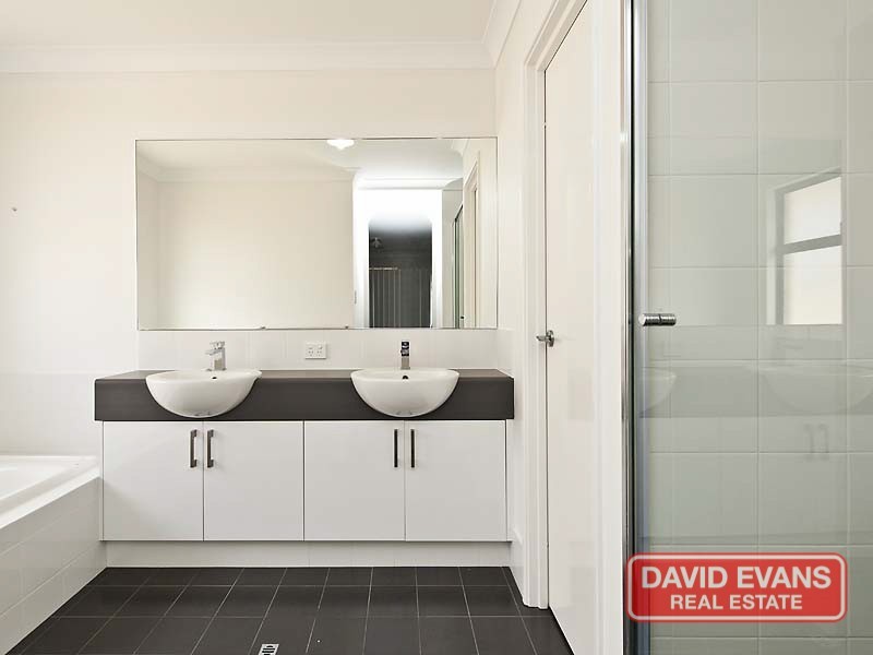 35 Karril Turn, Yanchep WA 6035