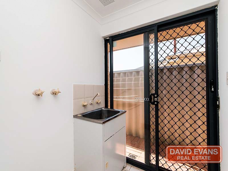 6/14 Warwick Street, St James WA 6102
