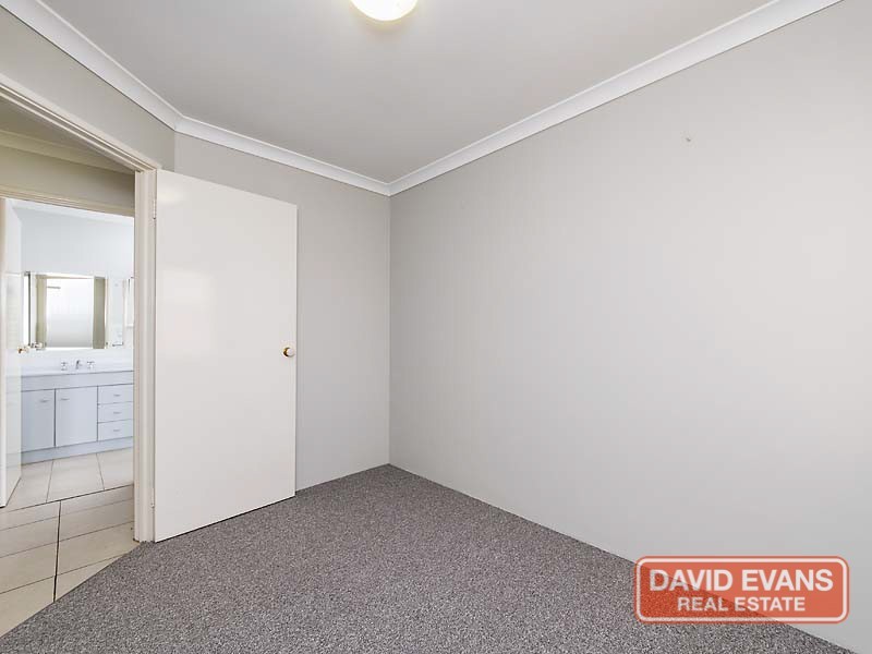 7 Vilberie Close, Kiara WA 6054