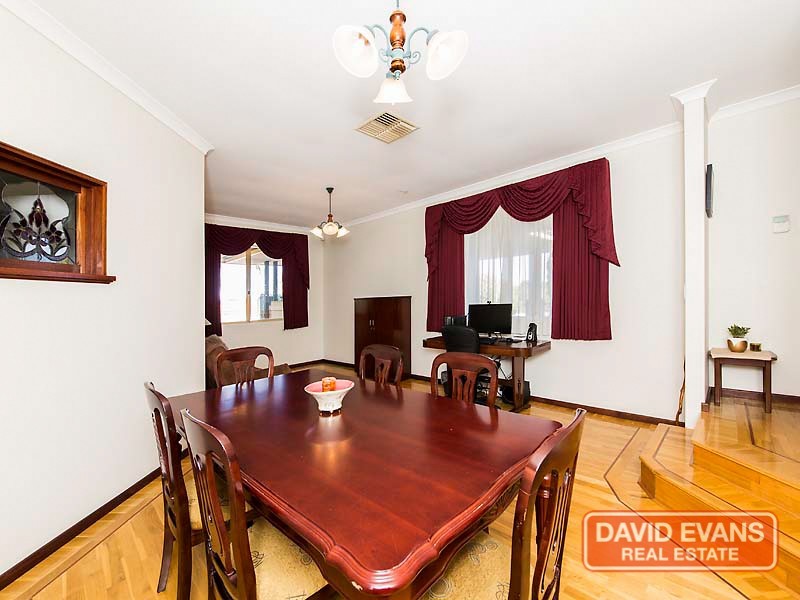 7 Snowy Close, Alexander Heights WA 6064