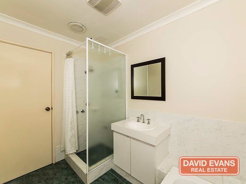 7 Snowy Close, Alexander Heights WA 6064