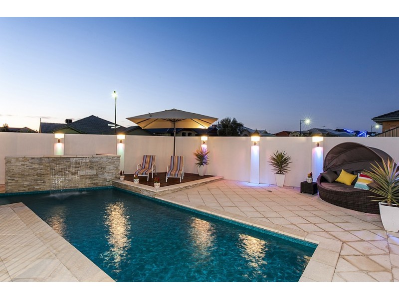 39 Nankeen Circle, Tapping WA 6065