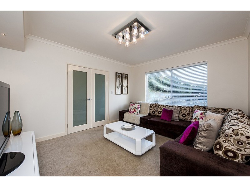 39 Nankeen Circle, Tapping WA 6065