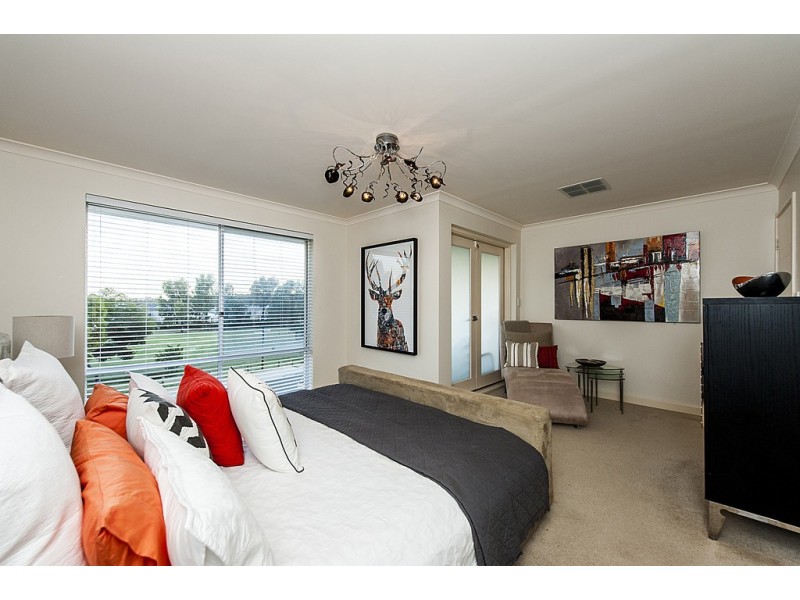 39 Nankeen Circle, Tapping WA 6065