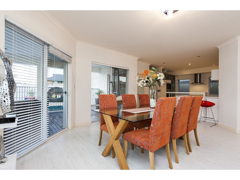 39 Nankeen Circle, Tapping WA 6065