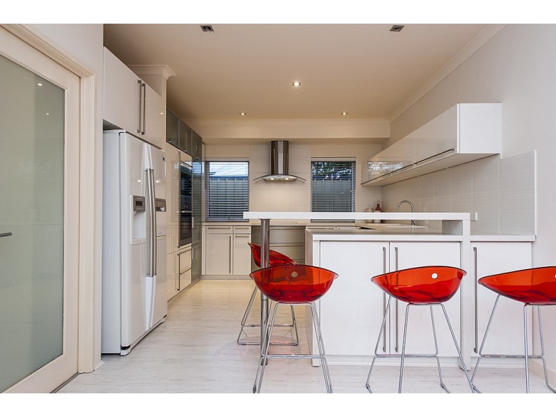 39 Nankeen Circle, Tapping WA 6065