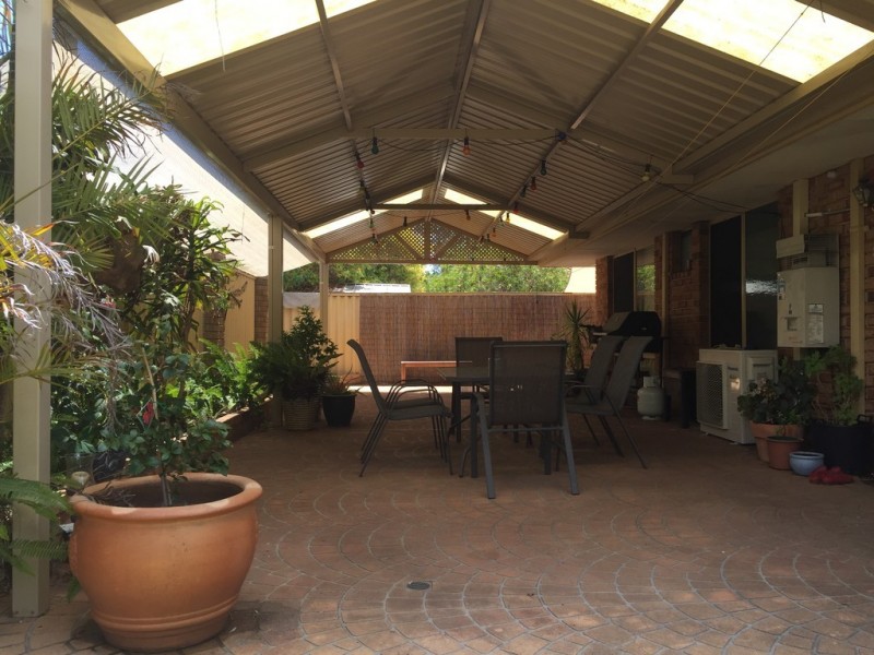 9 Hybanthus Road, Riverton WA 6148