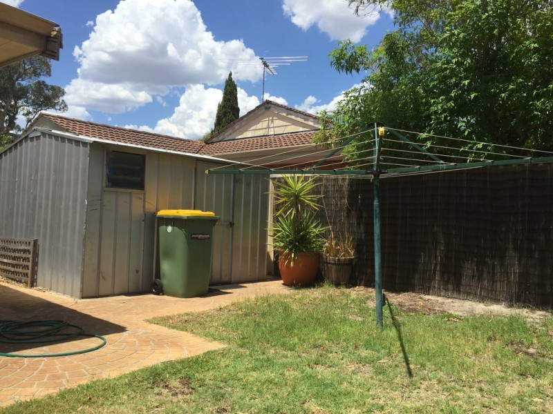 9 Hybanthus Road, Riverton WA 6148