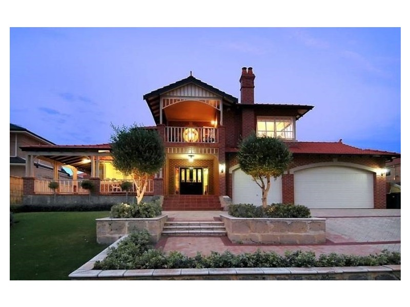 28 Clareville Crescent, Kallaroo WA 6025