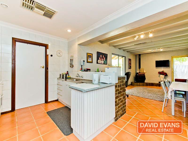 2 Althorne Way, Girrawheen WA 6064