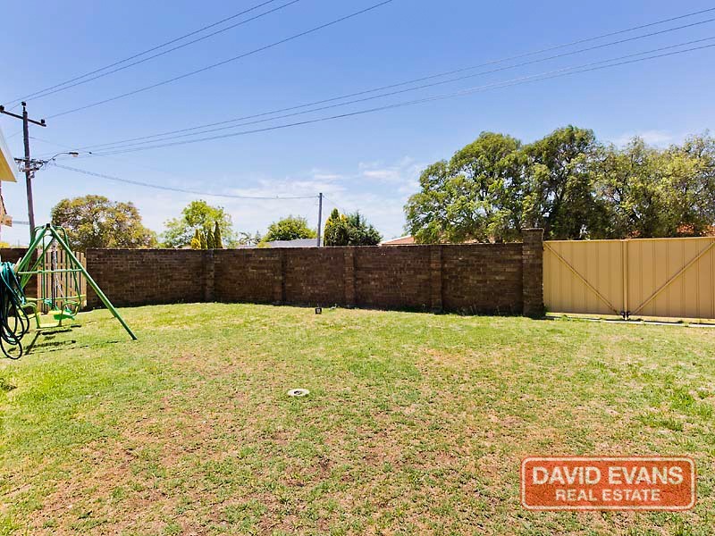 2 Althorne Way, Girrawheen WA 6064