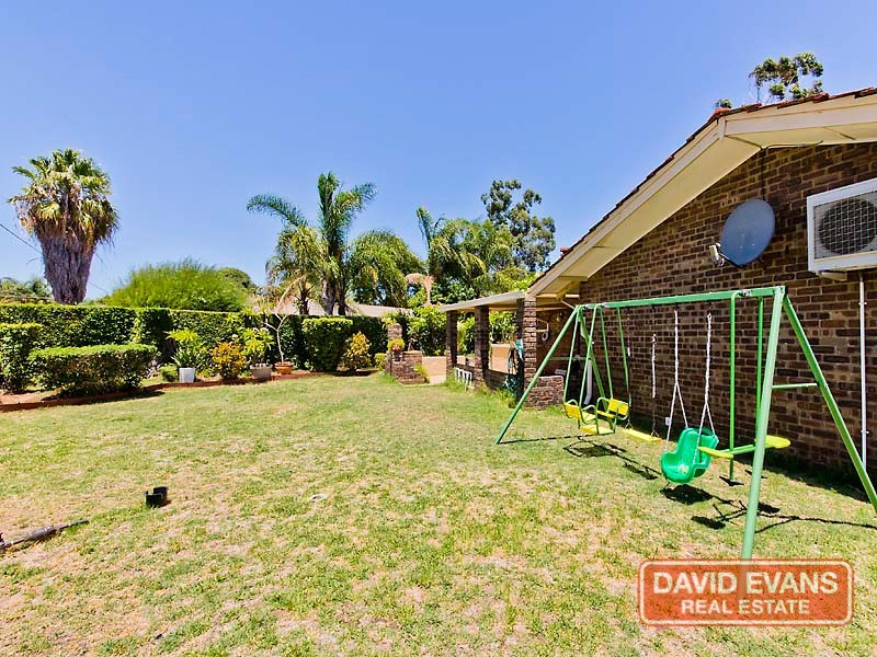 2 Althorne Way, Girrawheen WA 6064