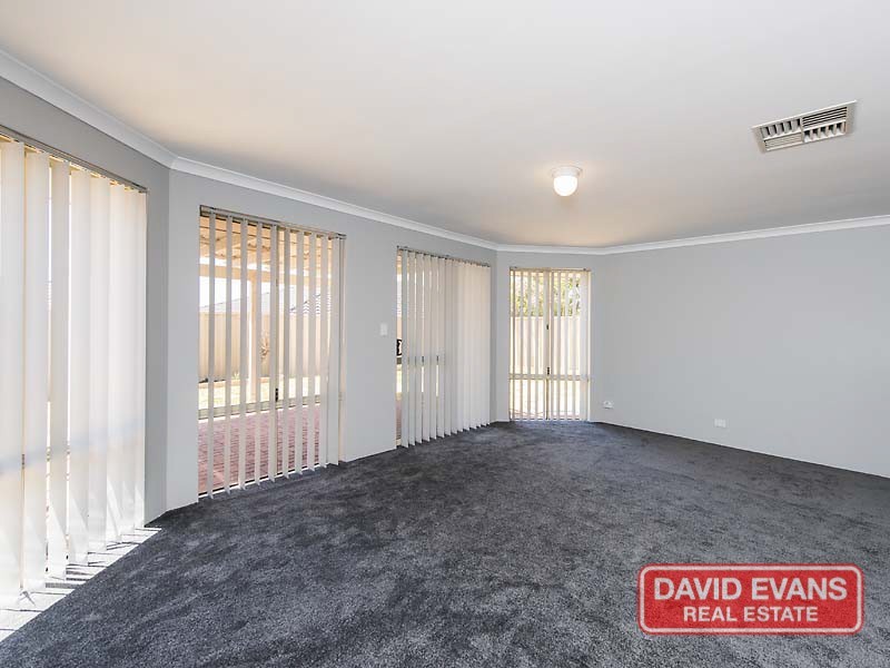 19 Truscott Elbow, Alexander Heights WA 6064