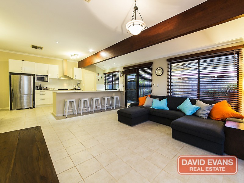 57 Fenchurch Street, Alexander Heights WA 6064