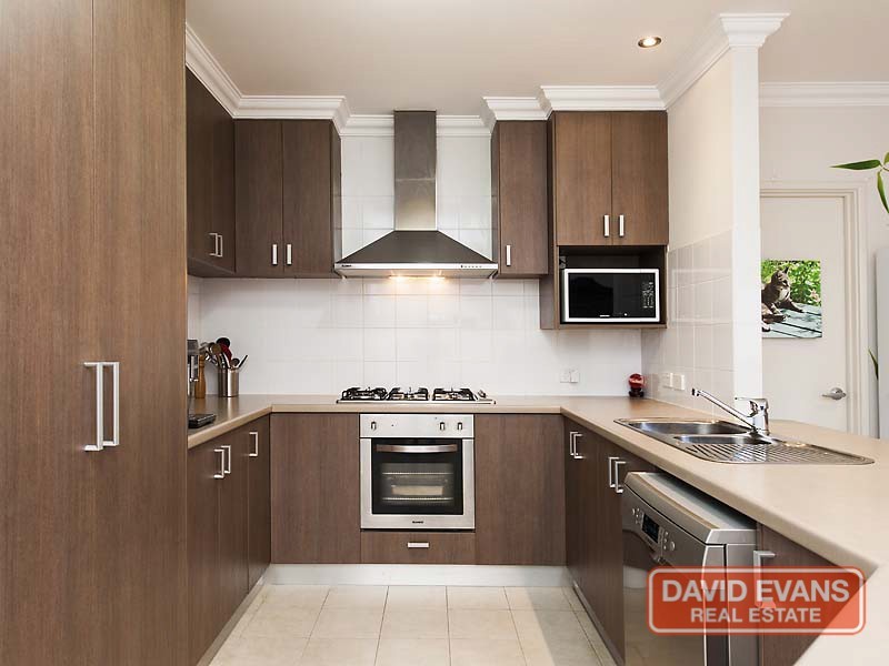 17B Loughton Way, Balga WA 6061