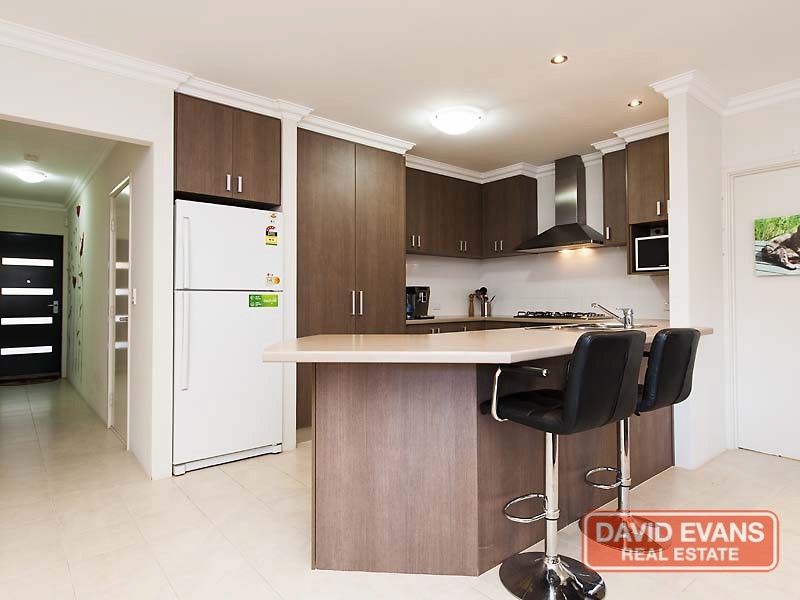 17B Loughton Way, Balga WA 6061