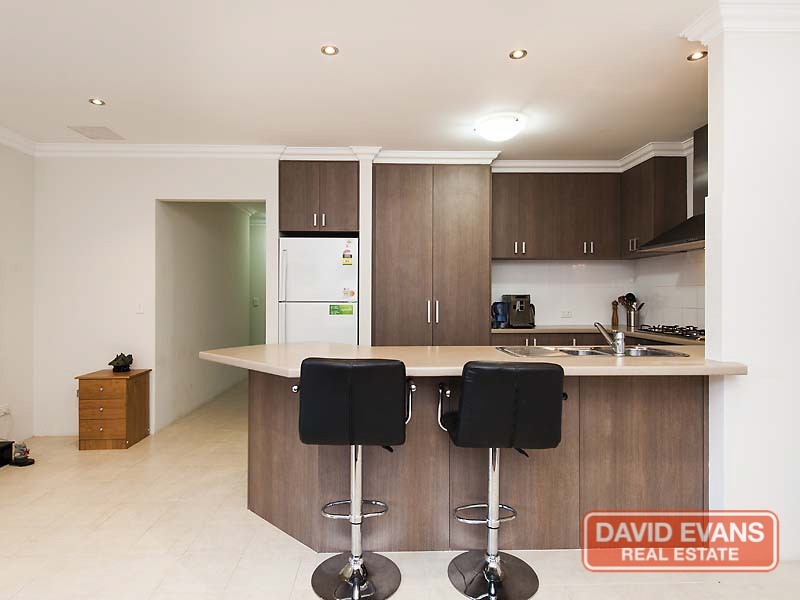 17B Loughton Way, Balga WA 6061