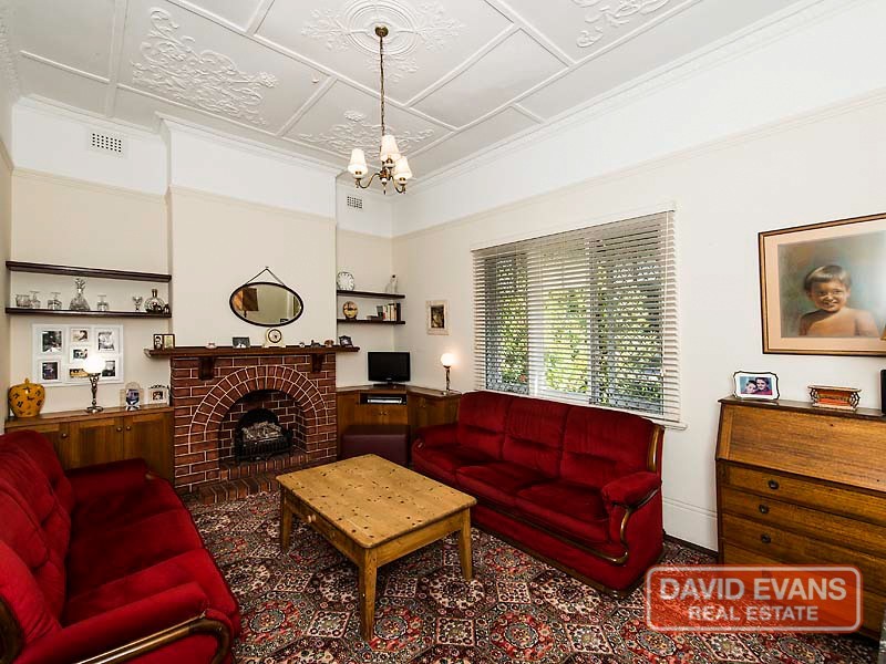 133 Tenth Avenue, Inglewood WA 6052