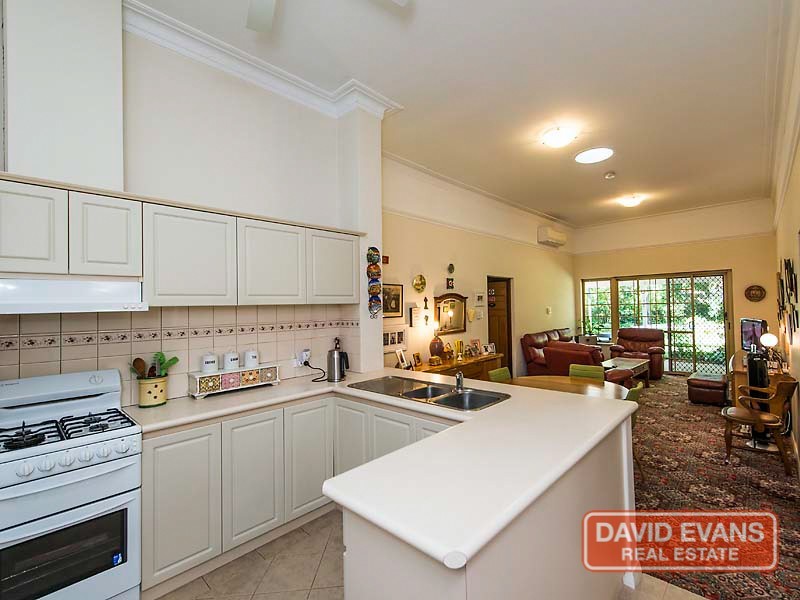 133 Tenth Avenue, Inglewood WA 6052