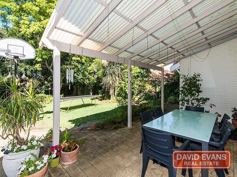 133 Tenth Avenue, Inglewood WA 6052