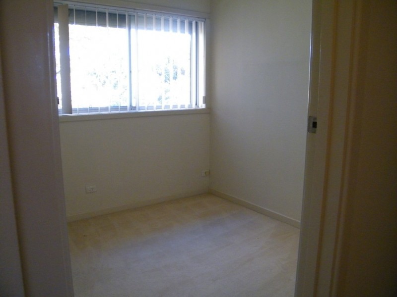 6/18 Greville Way, Girrawheen WA 6064