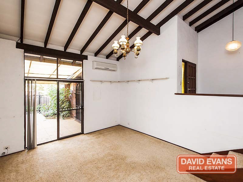 8 Dagnall Court, Greenwood WA 6024