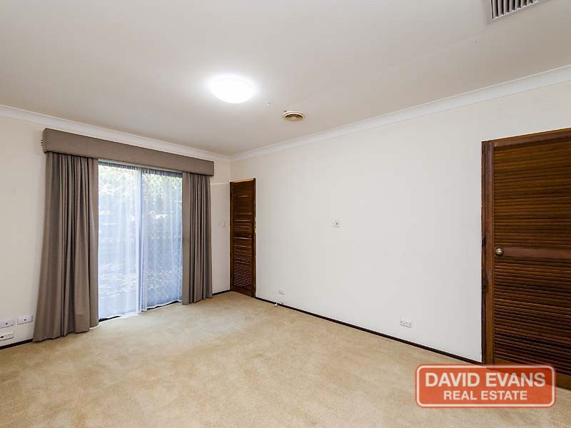 8 Dagnall Court, Greenwood WA 6024