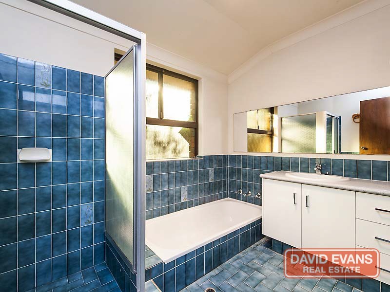 8 Dagnall Court, Greenwood WA 6024