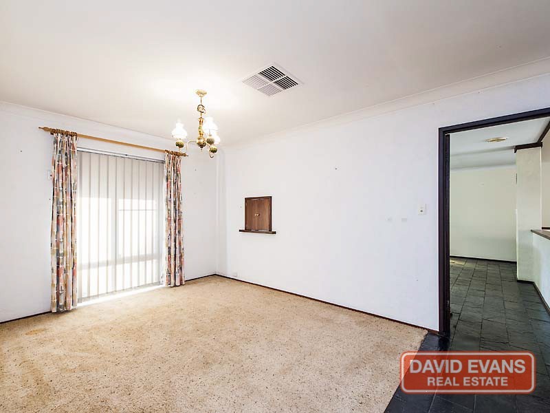 8 Dagnall Court, Greenwood WA 6024