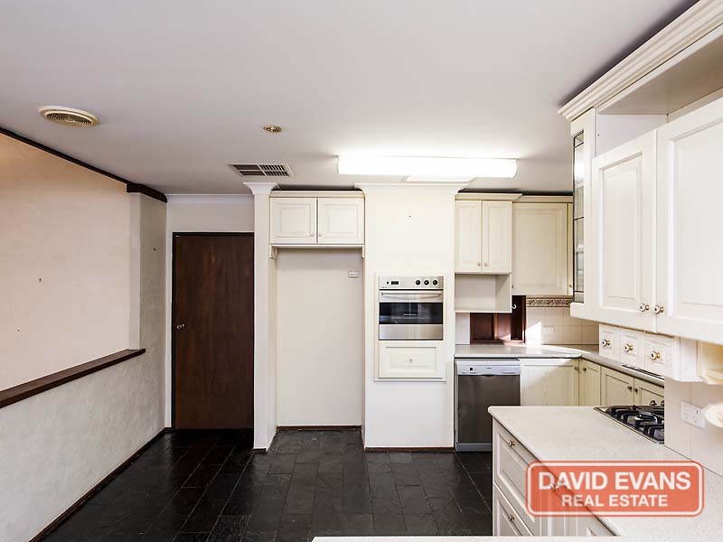 8 Dagnall Court, Greenwood WA 6024