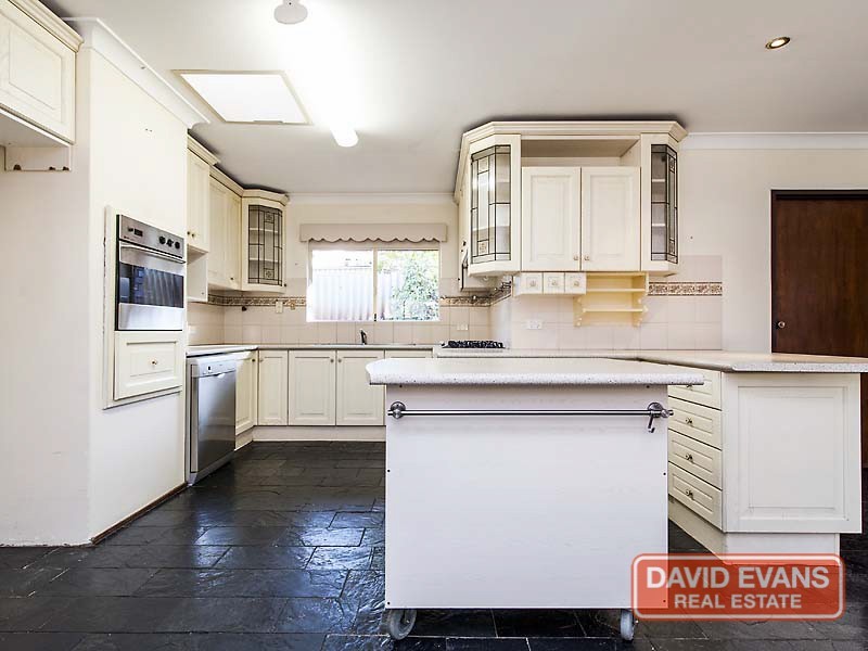 8 Dagnall Court, Greenwood WA 6024