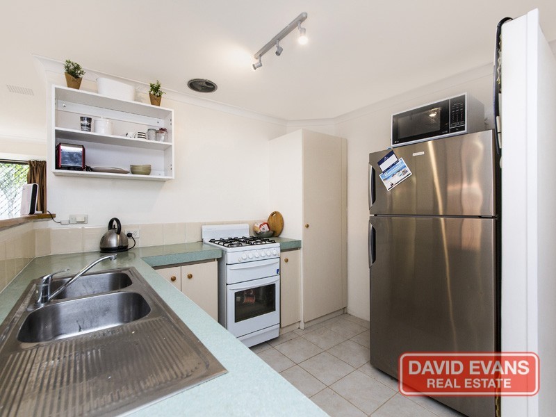 6 Hames Court, Balga WA 6061