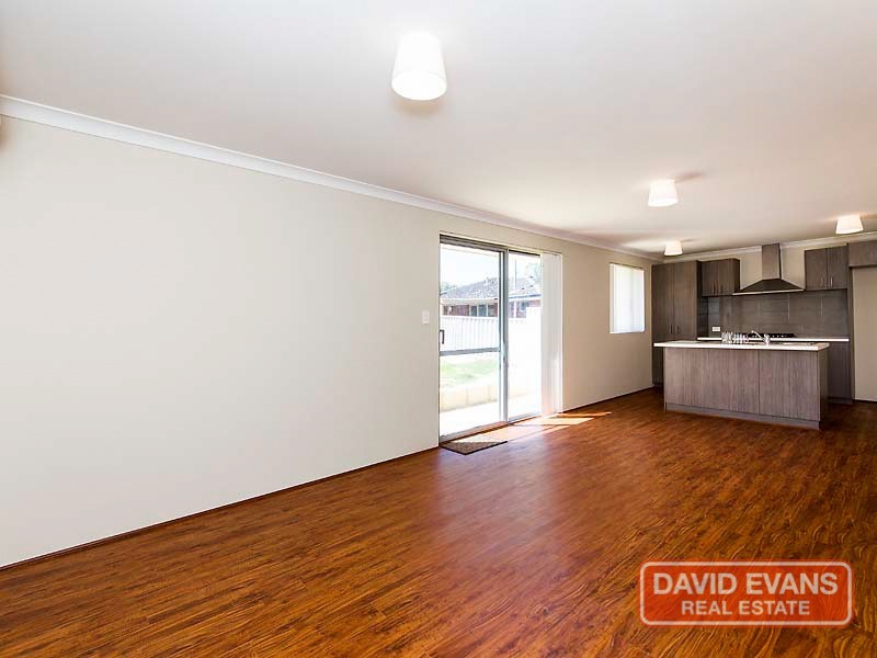 29 Ranmere Way, Langford WA 6147