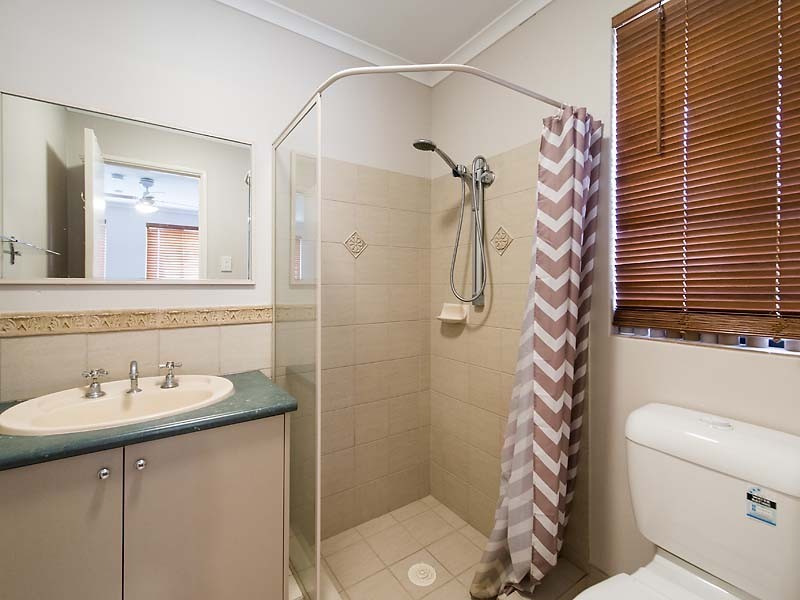 14 Samuel Loop, Canning Vale WA 6155