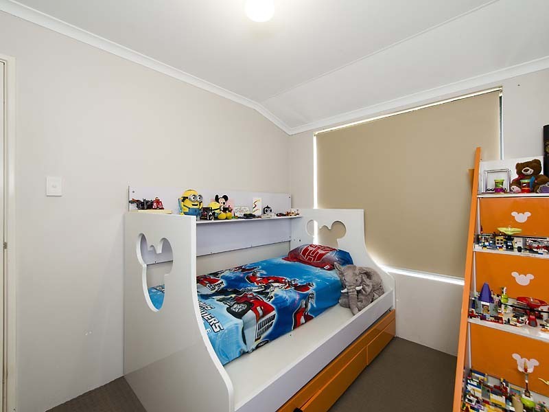 14 Samuel Loop, Canning Vale WA 6155