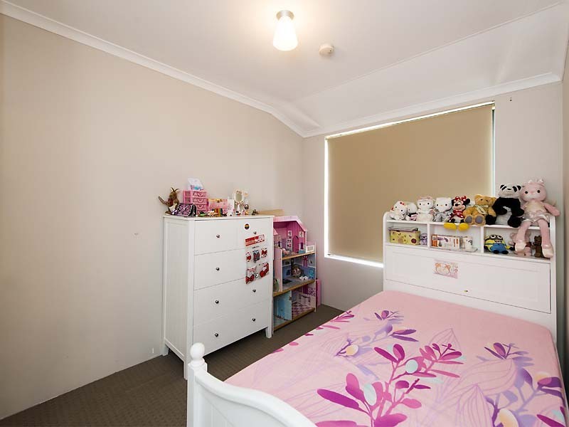 14 Samuel Loop, Canning Vale WA 6155