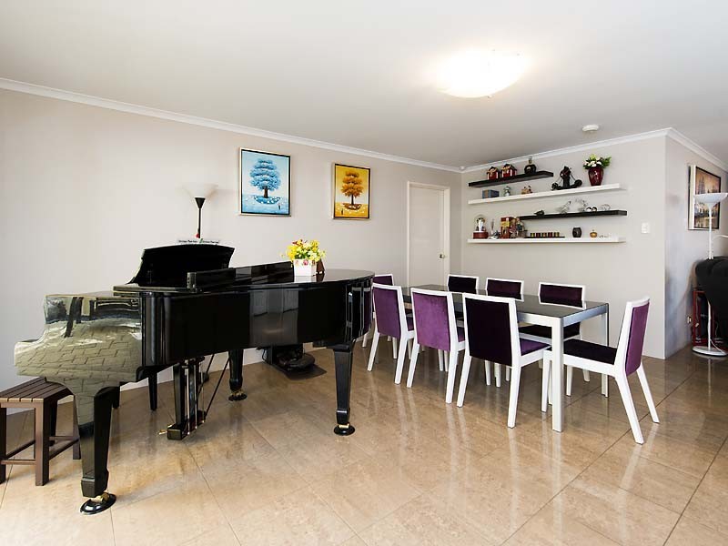 14 Samuel Loop, Canning Vale WA 6155