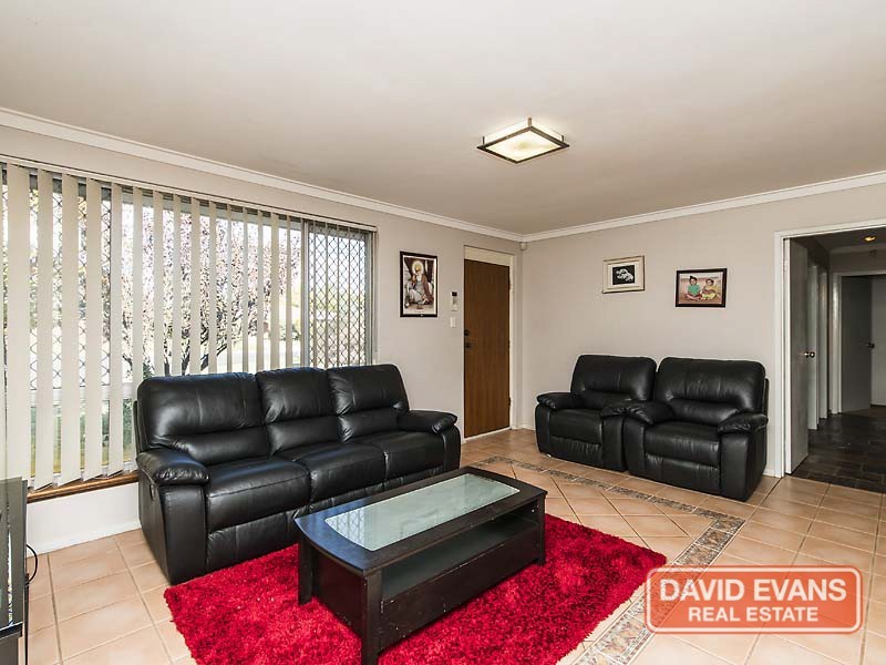 8 Bass Close, East Cannington WA 6107