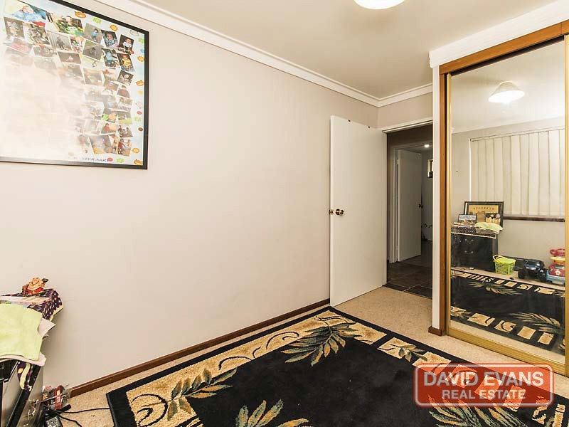 8 Bass Close, East Cannington WA 6107