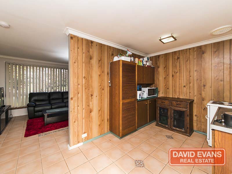 8 Bass Close, East Cannington WA 6107