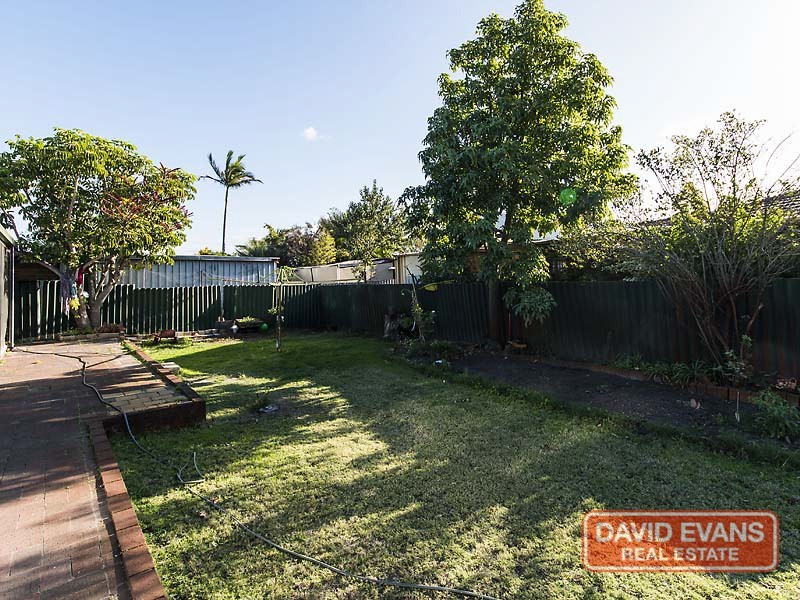 8 Bass Close, East Cannington WA 6107