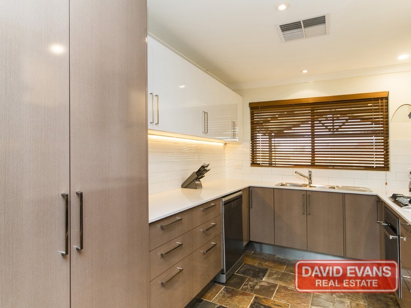 15 Rannoch Circle, Hamersley WA 6022