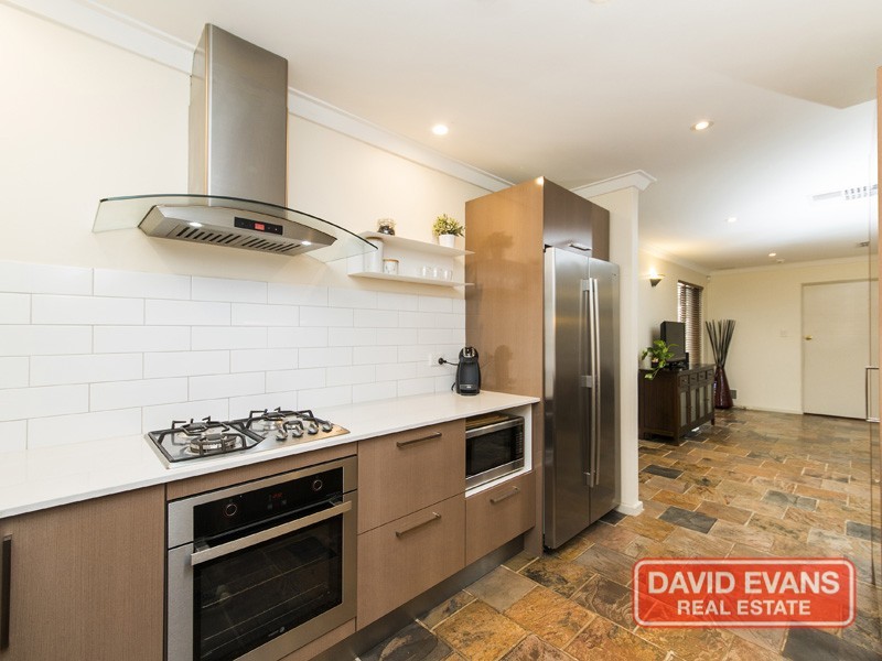 15 Rannoch Circle, Hamersley WA 6022