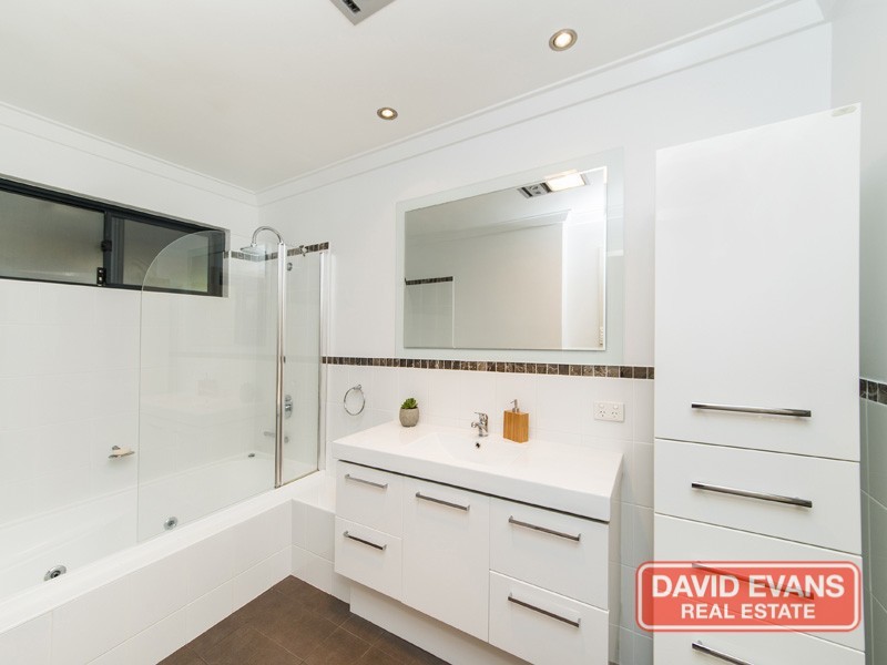 15 Rannoch Circle, Hamersley WA 6022