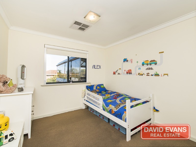 15 Rannoch Circle, Hamersley WA 6022