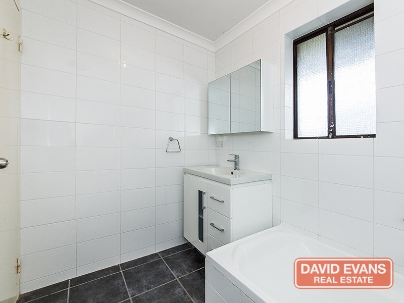 252A Gibson Avenue, Padbury WA 6025