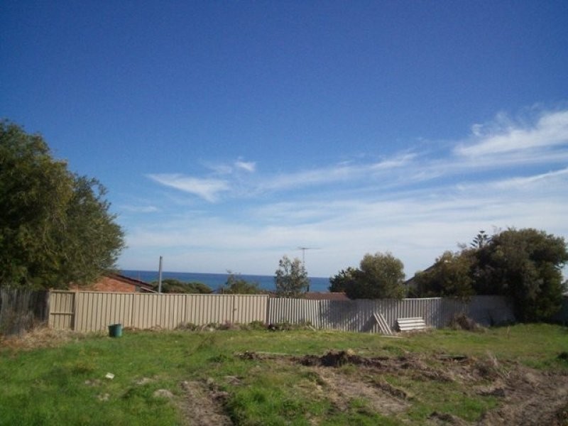 9 Ashley Avenue, Quinns Rocks WA 6030