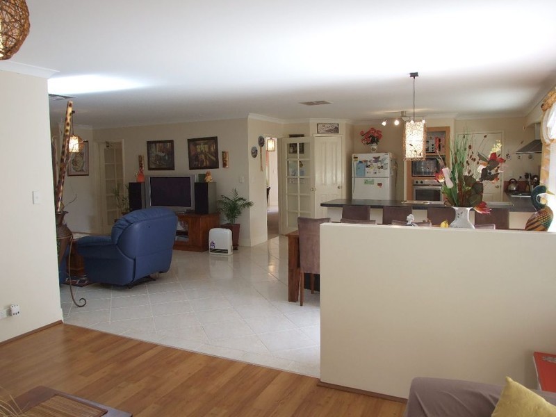 17 Chorley Avenue, Butler WA 6036