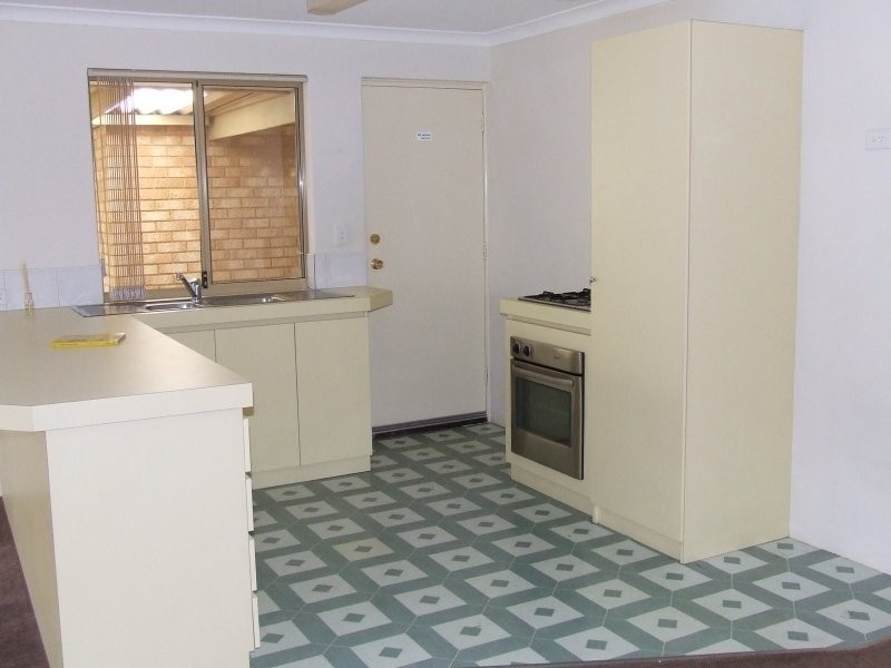 37 Kin Bay Entrance, Mindarie WA 6030